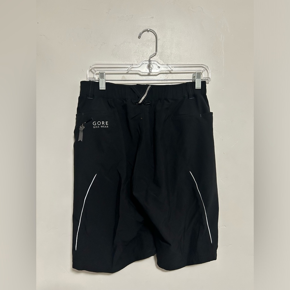 Gore bike wear shorts size medium - Picture 2 of 6